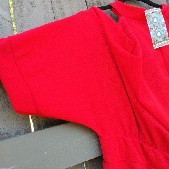 NWT Boohoo Red Formal Cold Shoulder Dress Size 28 - Picture 7 of 15